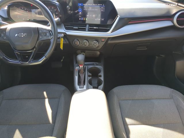 Used 2024 Chevrolet Trax RS w/ Driver Confidence Package image 17