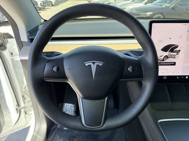 Used 2023 Tesla Model Y Performance image 20