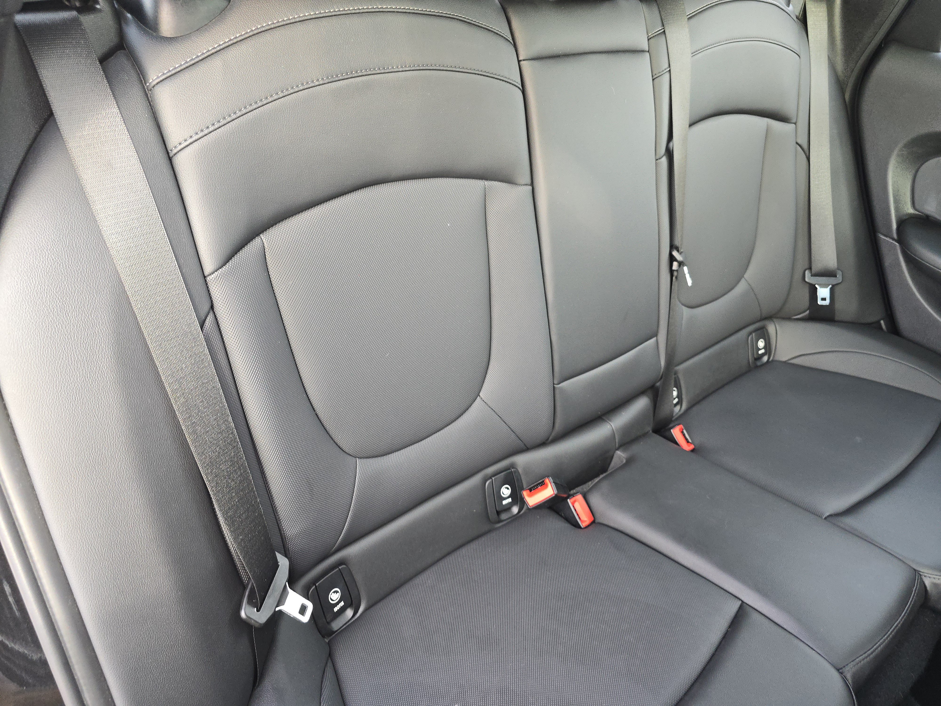 Used 2019 MINI Cooper Clubman S w/ Premium Package AWD/4WD image 18