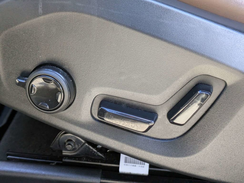 Certified 2023 Volvo XC60 B5 Ultimate w/ Protection Package Premier FWD image 20