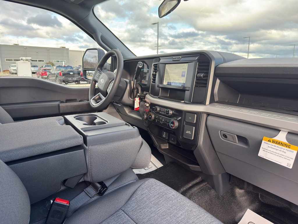 New 2026 Ford F450 XL w/ XL Chrome Package image 12