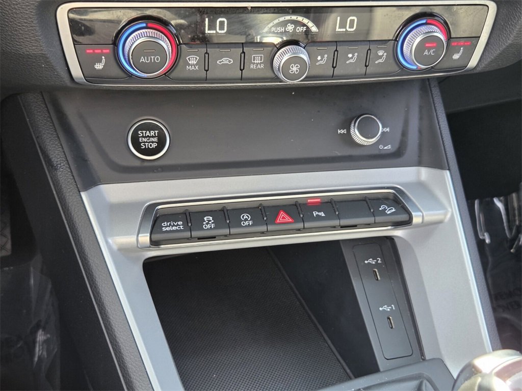 Used 2023 Audi Q3 2.0T Premium image 18