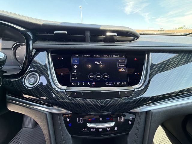 Certified 2023 Cadillac XT6 Premium Luxury FWD image 14