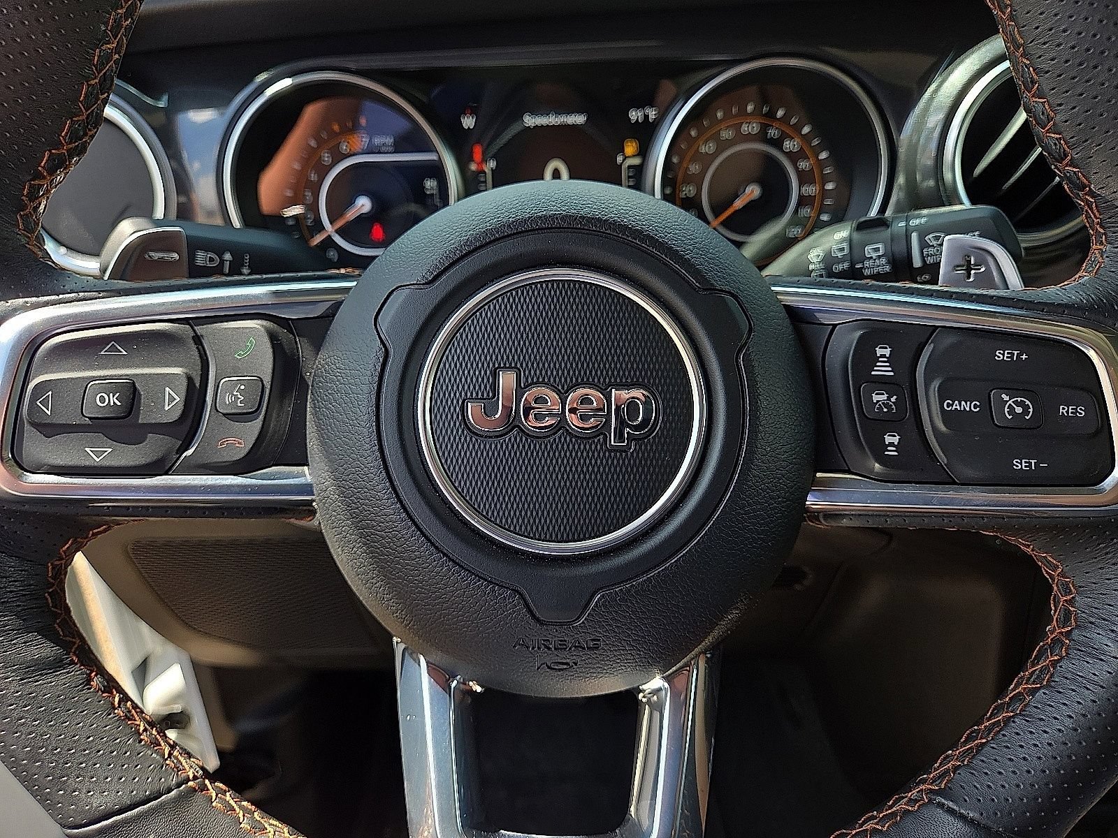 Used 2023 Jeep Wrangler Unlimited Rubicon 392 AWD/4WD image 31