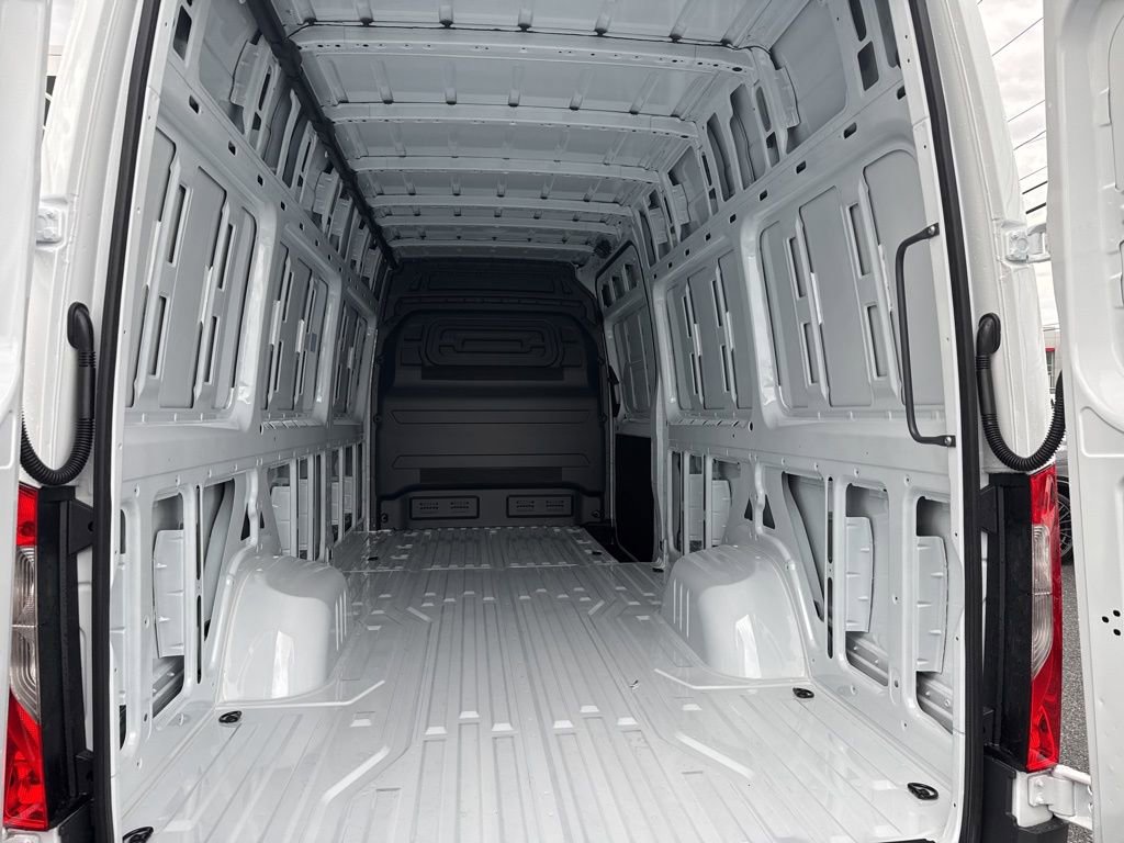 New 2026 Mercedes-Benz Sprinter 3500 image 7