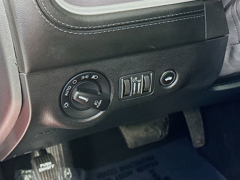 Certified 2020 Dodge Charger GT w/ Plus Group image 16