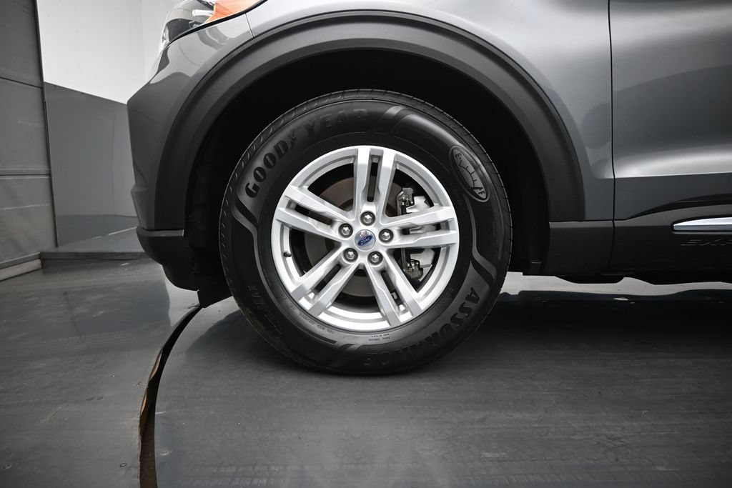 Used 2021 Ford Explorer XLT RWD image 27