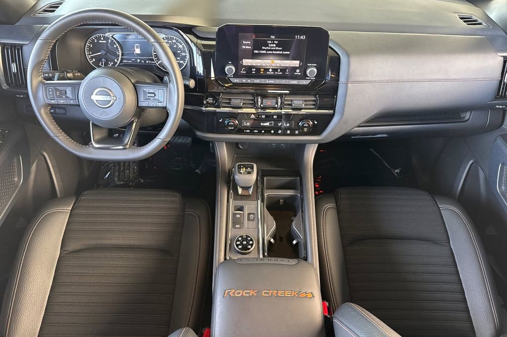 Used 2025 Nissan Pathfinder Rock Creek AWD/4WD image 12