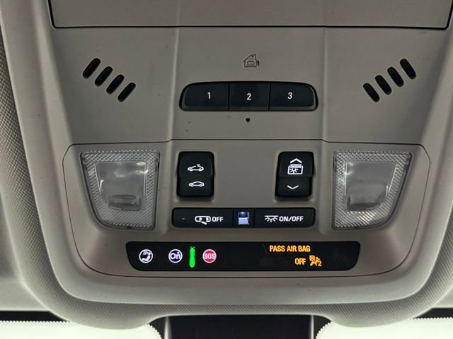 Used 2020 Chevrolet Equinox Premier image 34