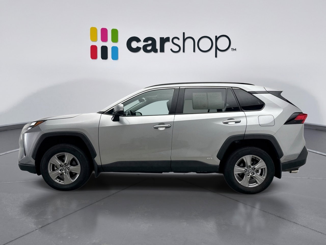 Used 2024 Toyota RAV4 XLE image 2