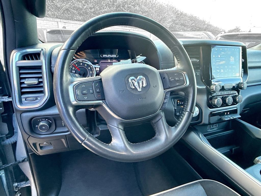 Used 2024 RAM 1500 Laramie AWD/4WD image 12