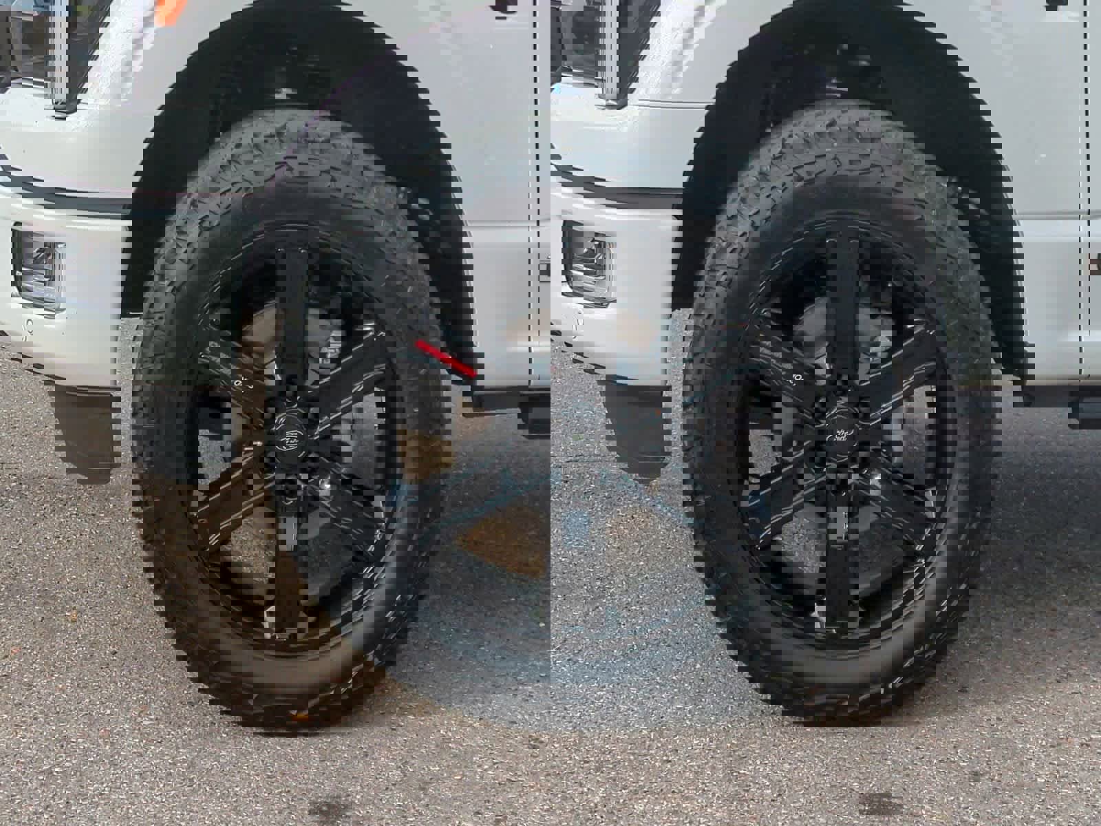 Used 2025 Ford F150 Platinum w/ Equipment Group 702A High image 14