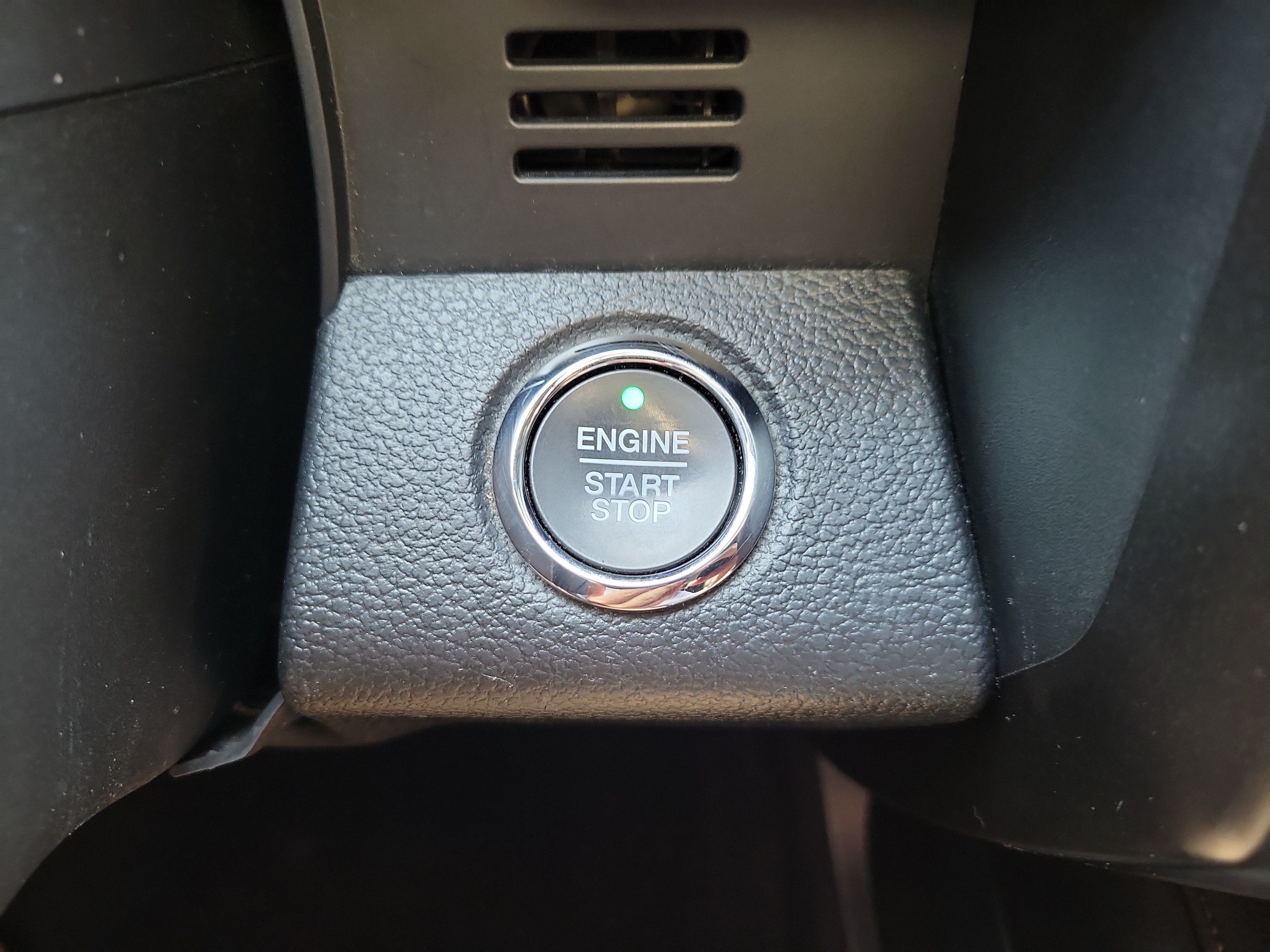 Used 2018 Ford Expedition Limited RWD image 29