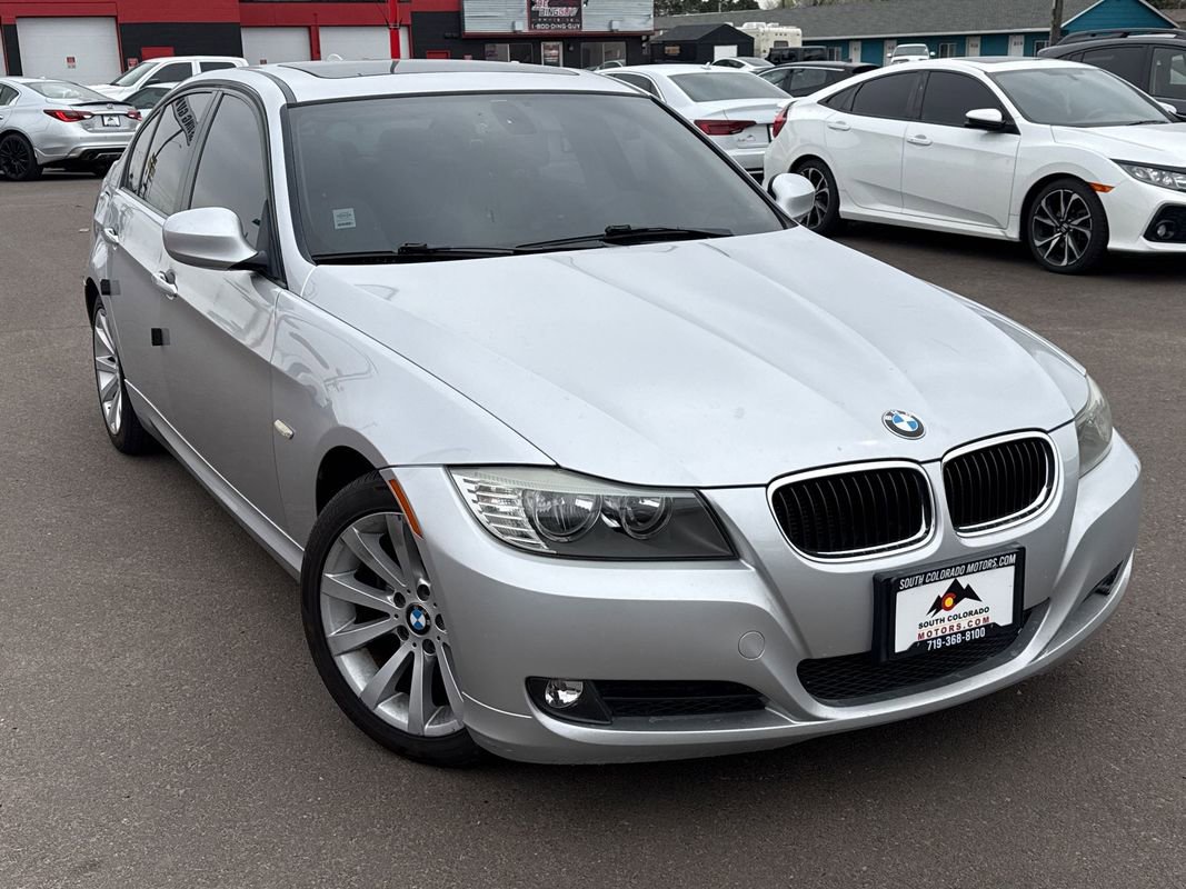 Used 2011 BMW 328i Sedan image 1