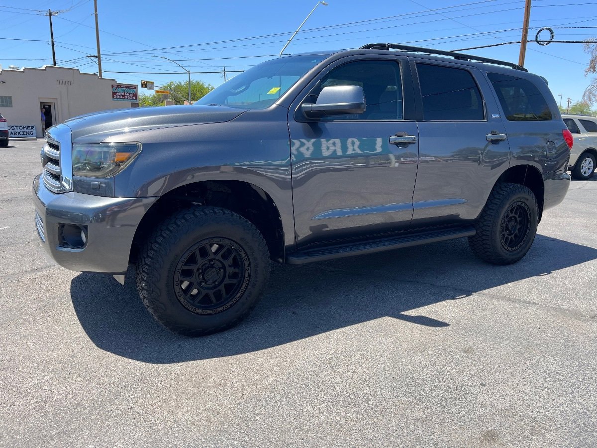 Used 2014 Toyota Sequoia SR5 AWD/4WD image 10