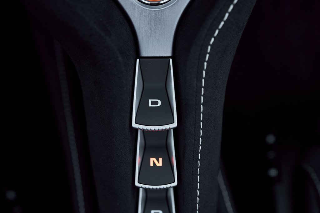 Used 2026 McLaren 750S Spider image 65