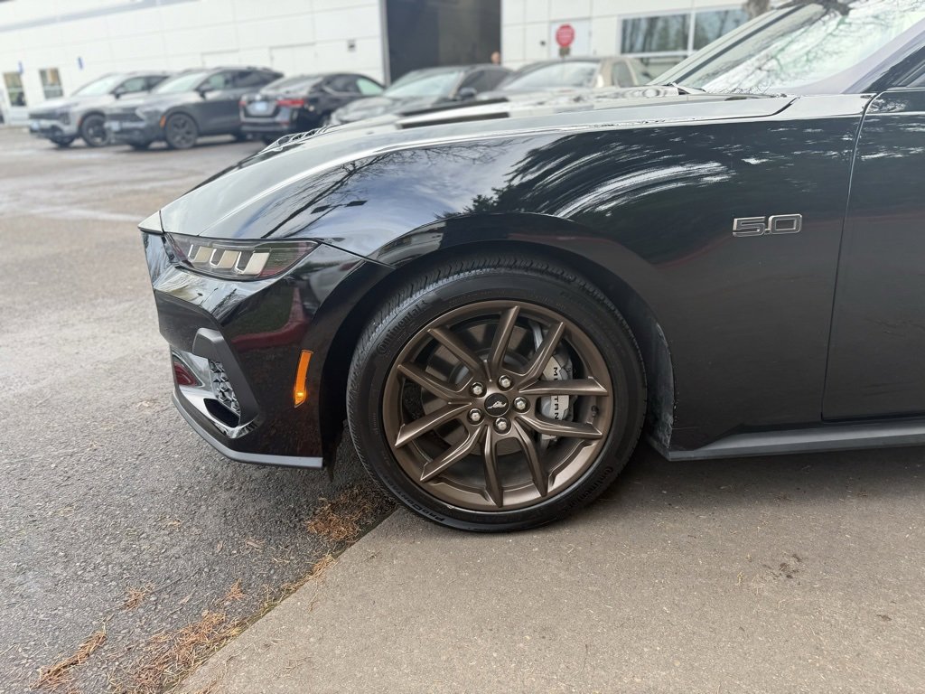 Used 2024 Ford Mustang GT Premium image 6