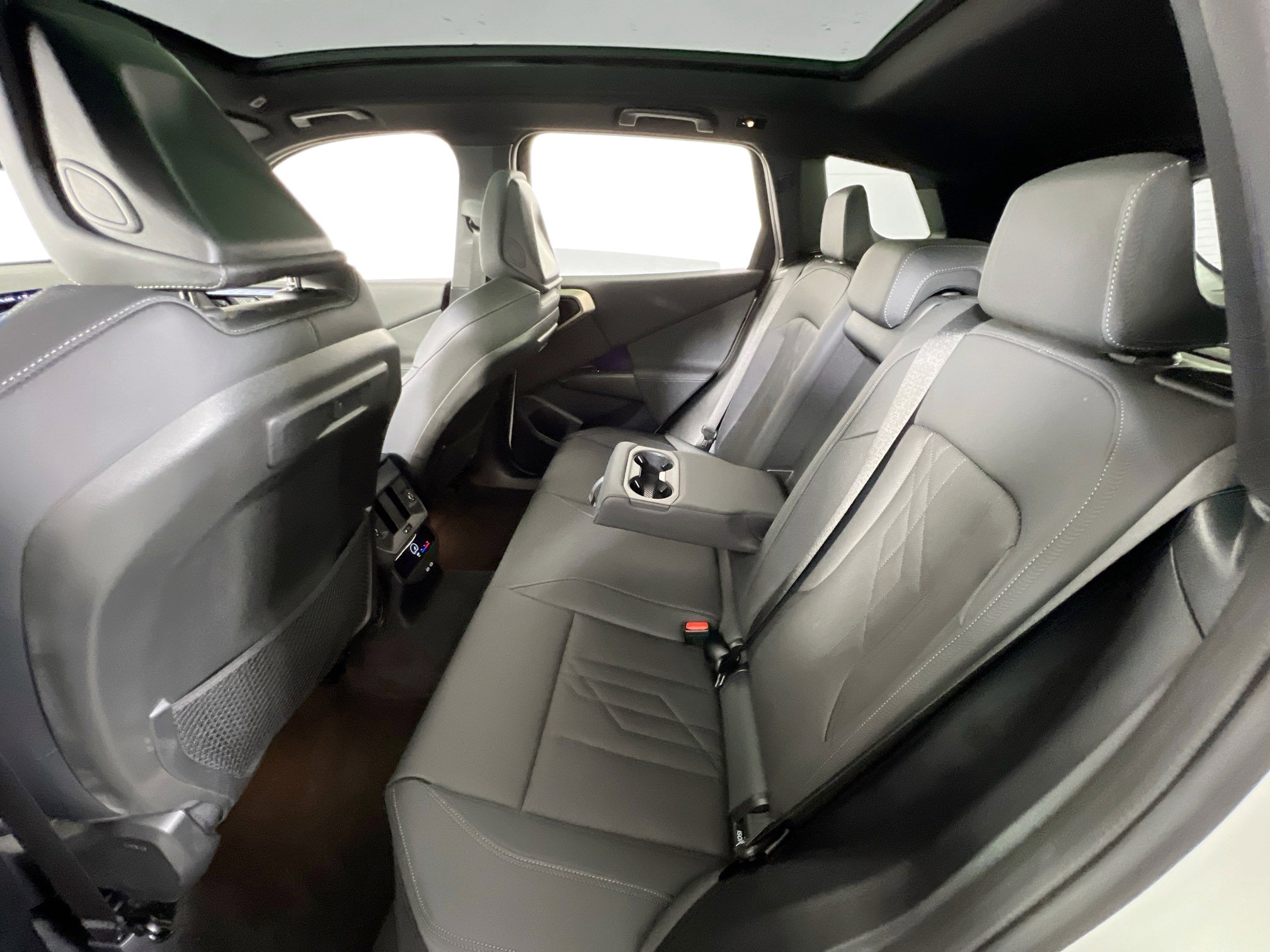 Used 2025 BMW X3 xDrive30i w/ Convenience Package image 25