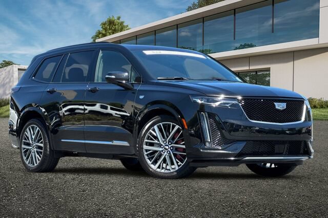 Certified 2024 Cadillac XT6 Sport w/ Technology Package AWD/4WD image 2