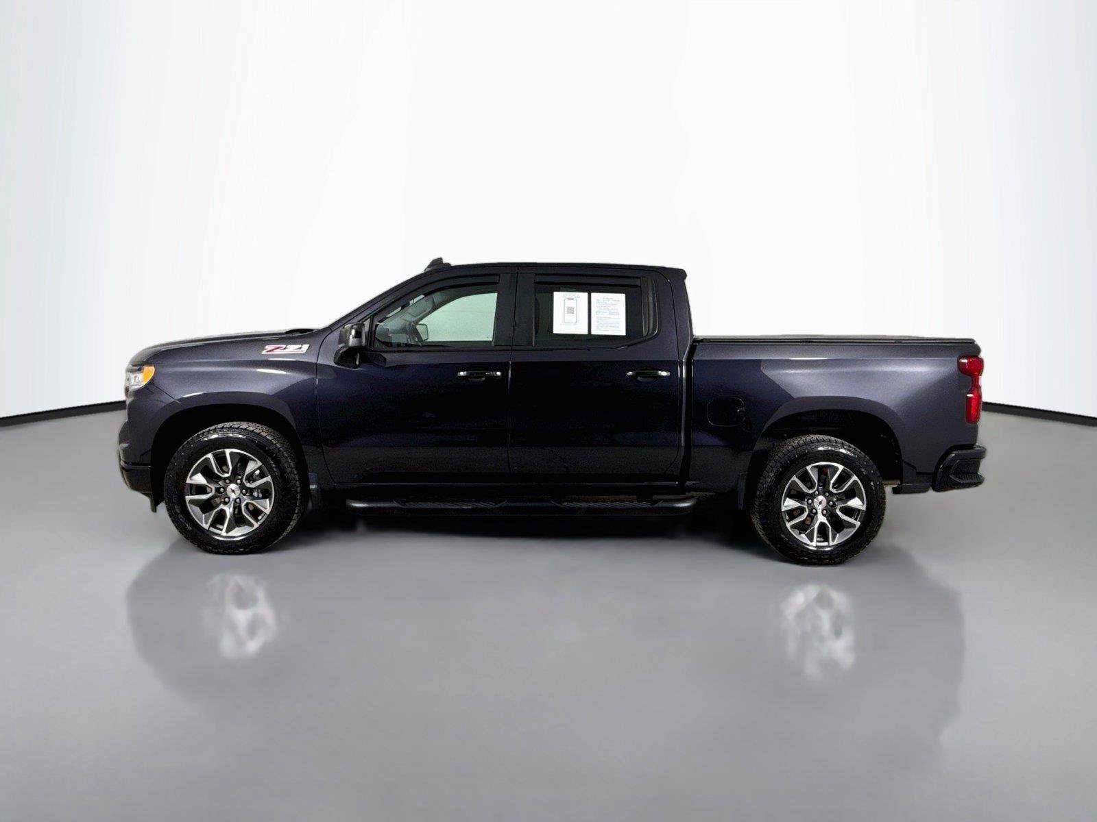 Used 2023 Chevrolet Silverado 1500 RST w/ Convenience Package II AWD/4WD image 9