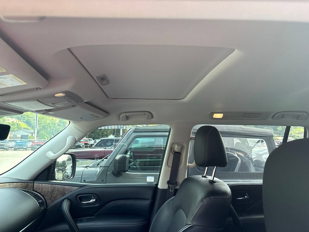 Used 2023 INFINITI QX80 Premium Select w/ Cargo Package AWD/4WD image 11