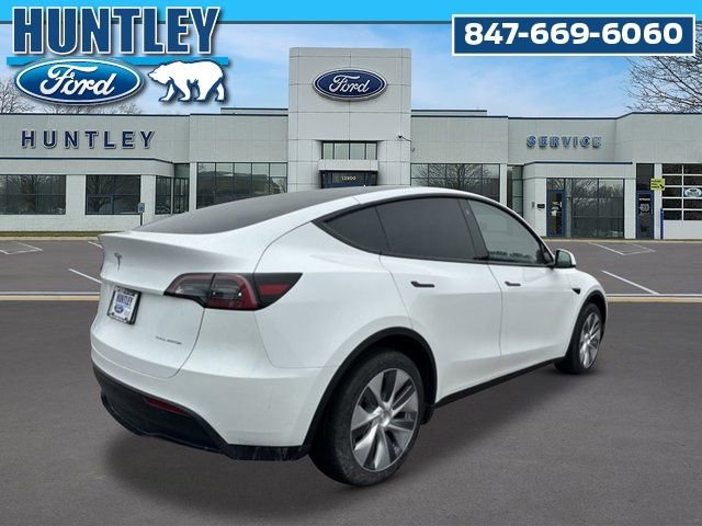 Used 2023 Tesla Model Y Long Range image 5