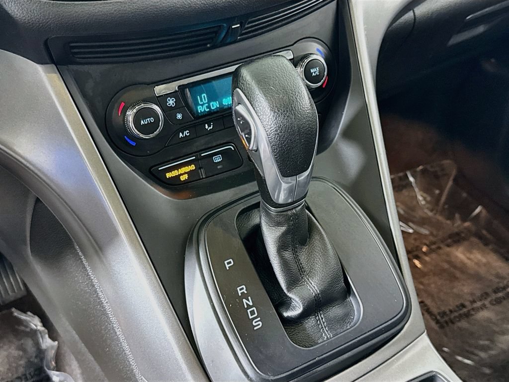 Used 2016 Ford Escape SE w/ Equipment Group 201A AWD/4WD image 16