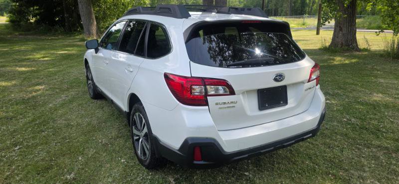 Used 2018 Subaru Outback 2.5i Limited image 32