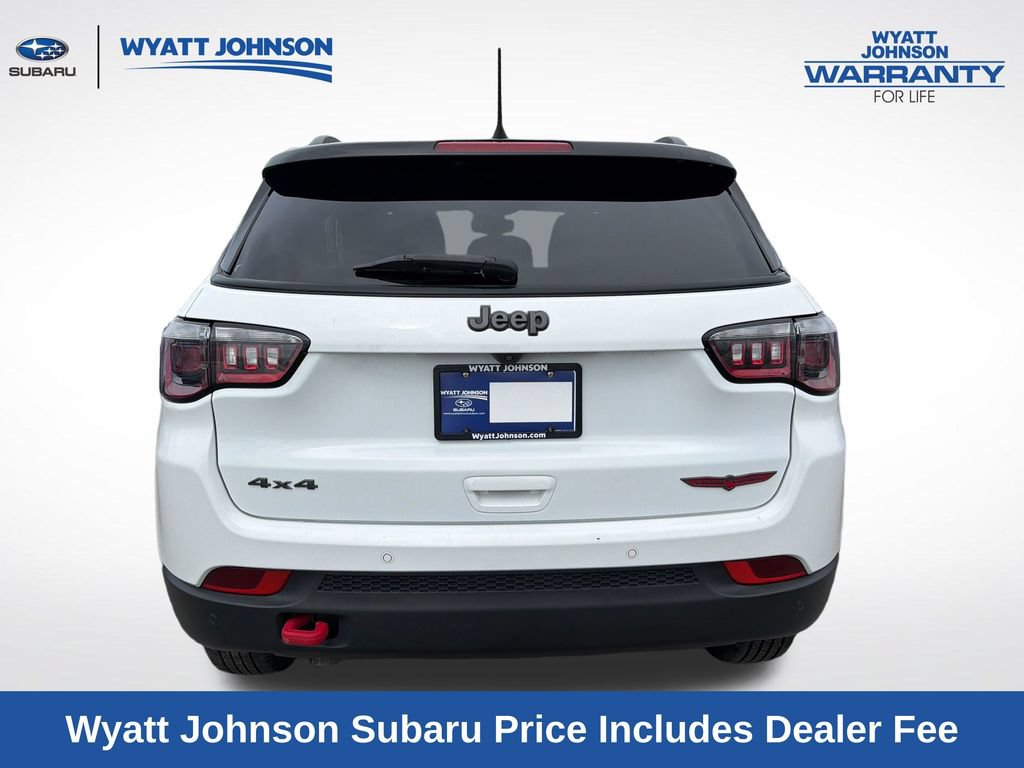 Used 2023 Jeep Compass Trailhawk AWD/4WD image 6