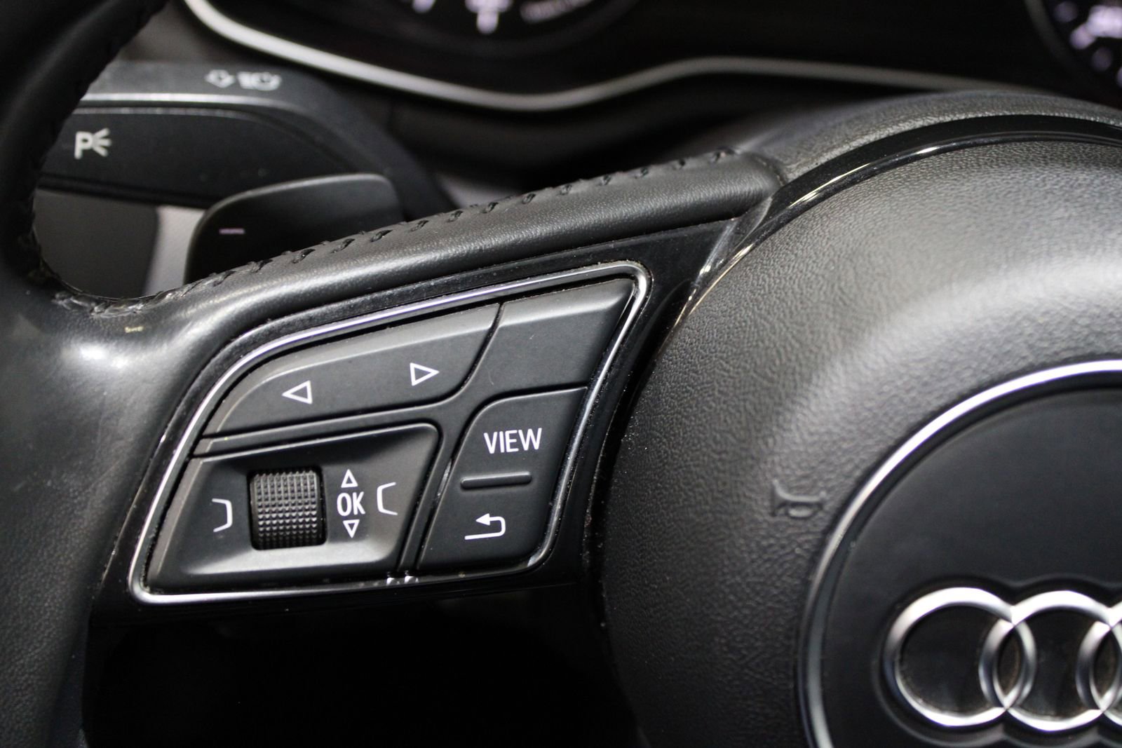 Used 2018 Audi A4 2.0T Ultra Premium w/ Convenience Package image 26