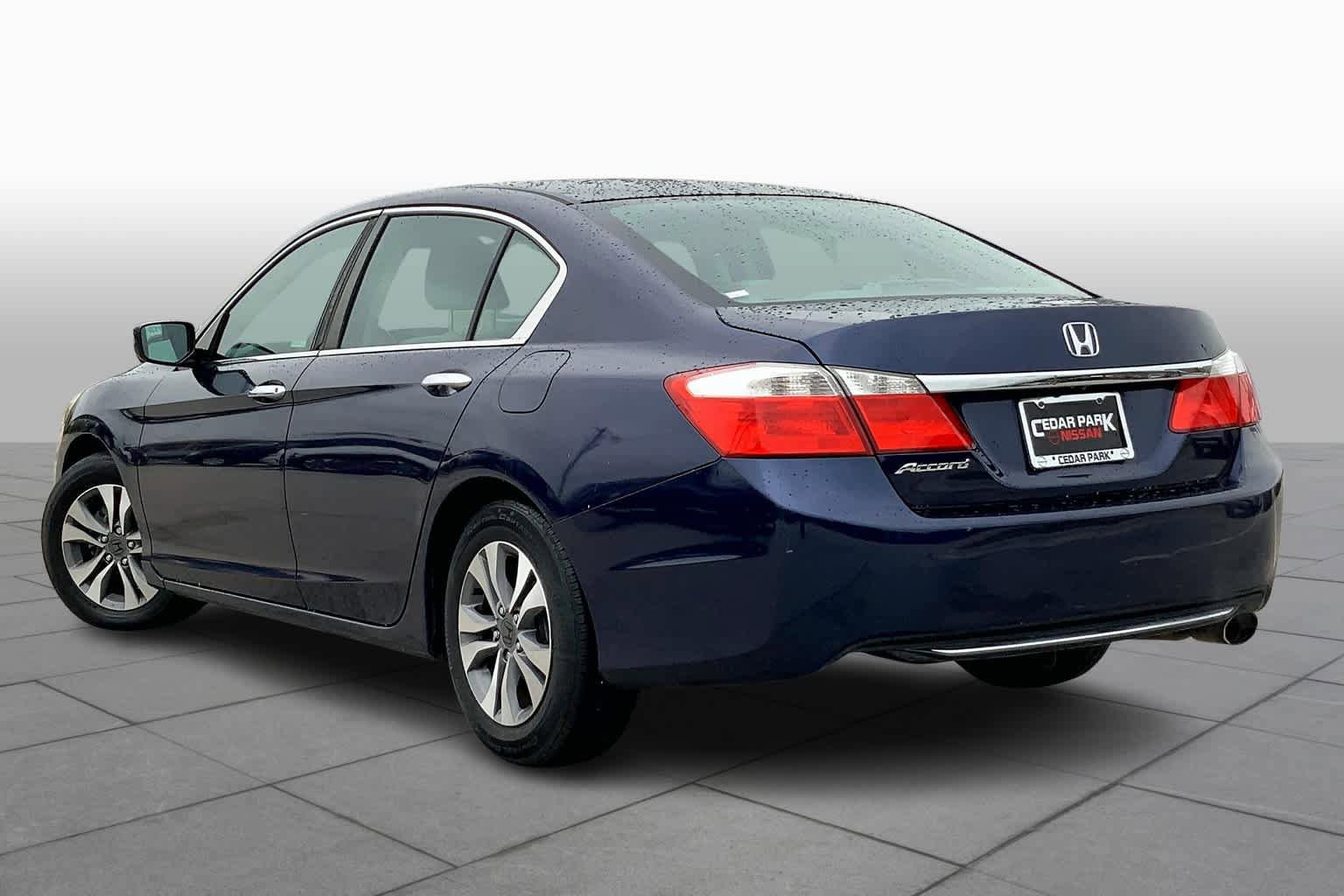 Used 2013 Honda Accord LX image 11