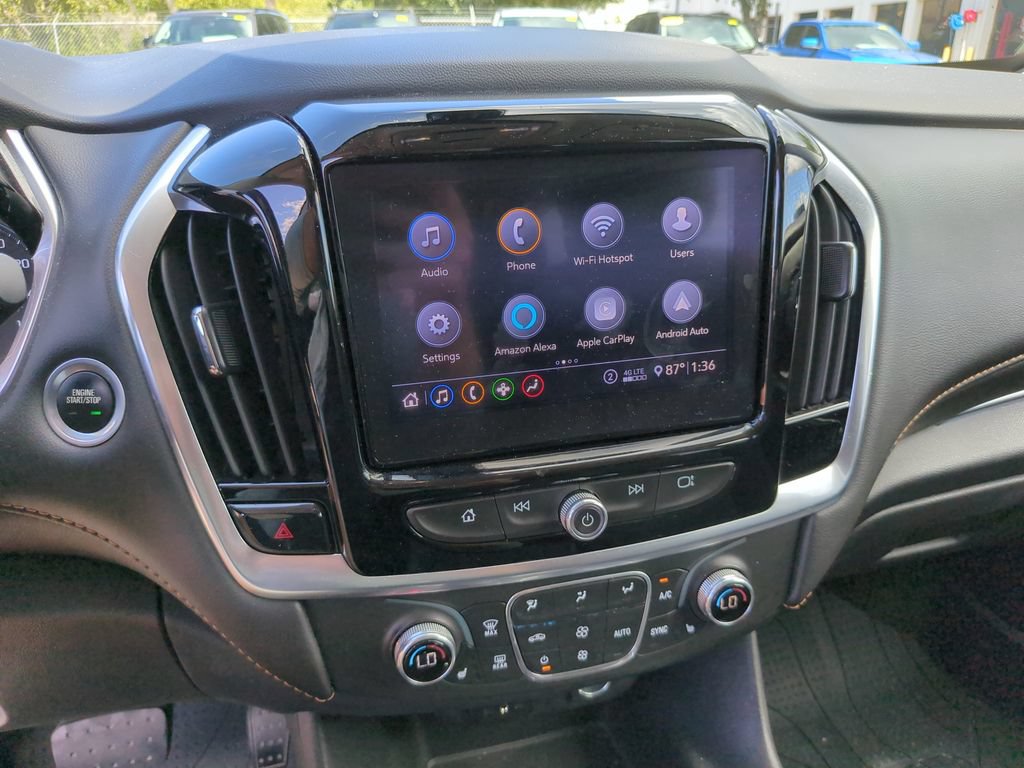 Used 2020 Chevrolet Traverse LT FWD image 25