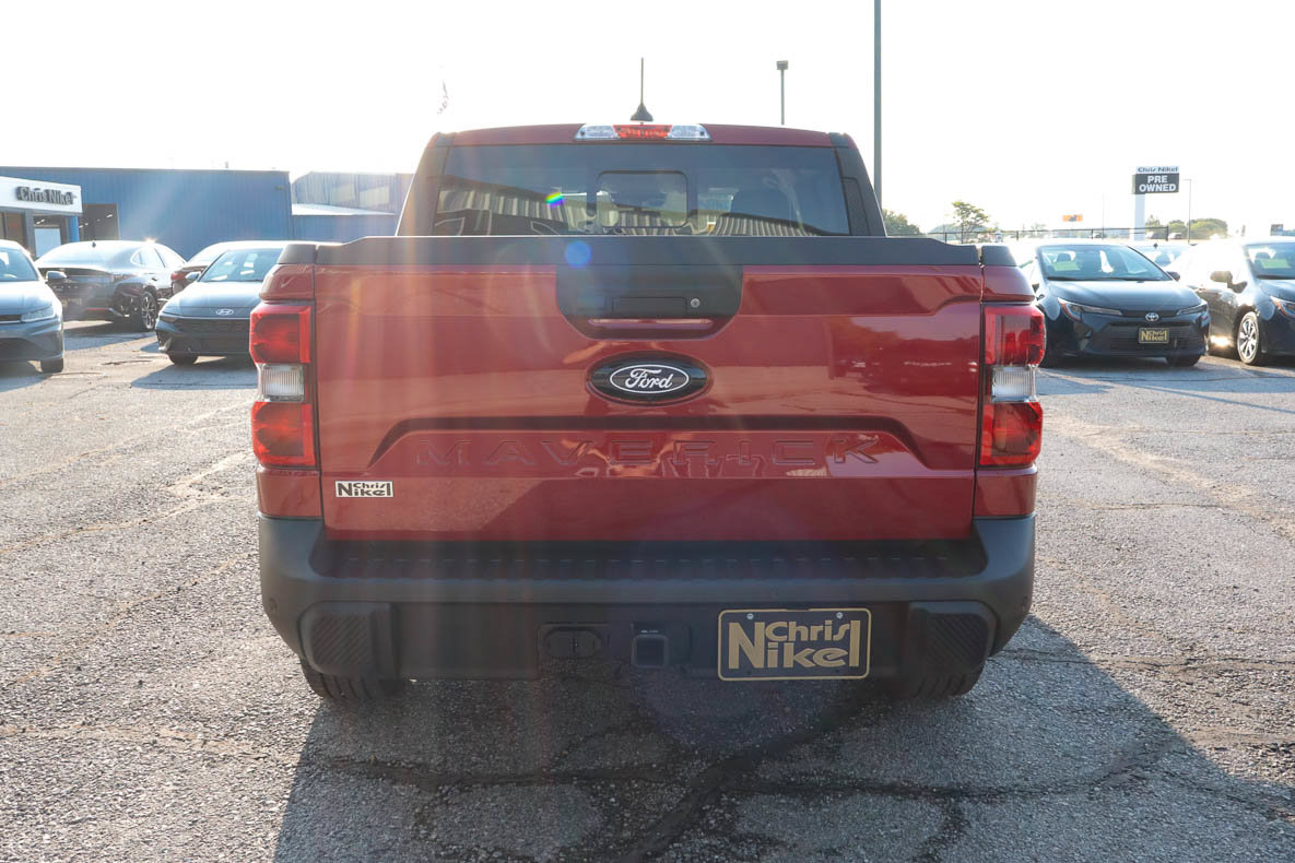 Used 2026 Ford Maverick Lariat w/ 4K Tow Package AWD/4WD image 5