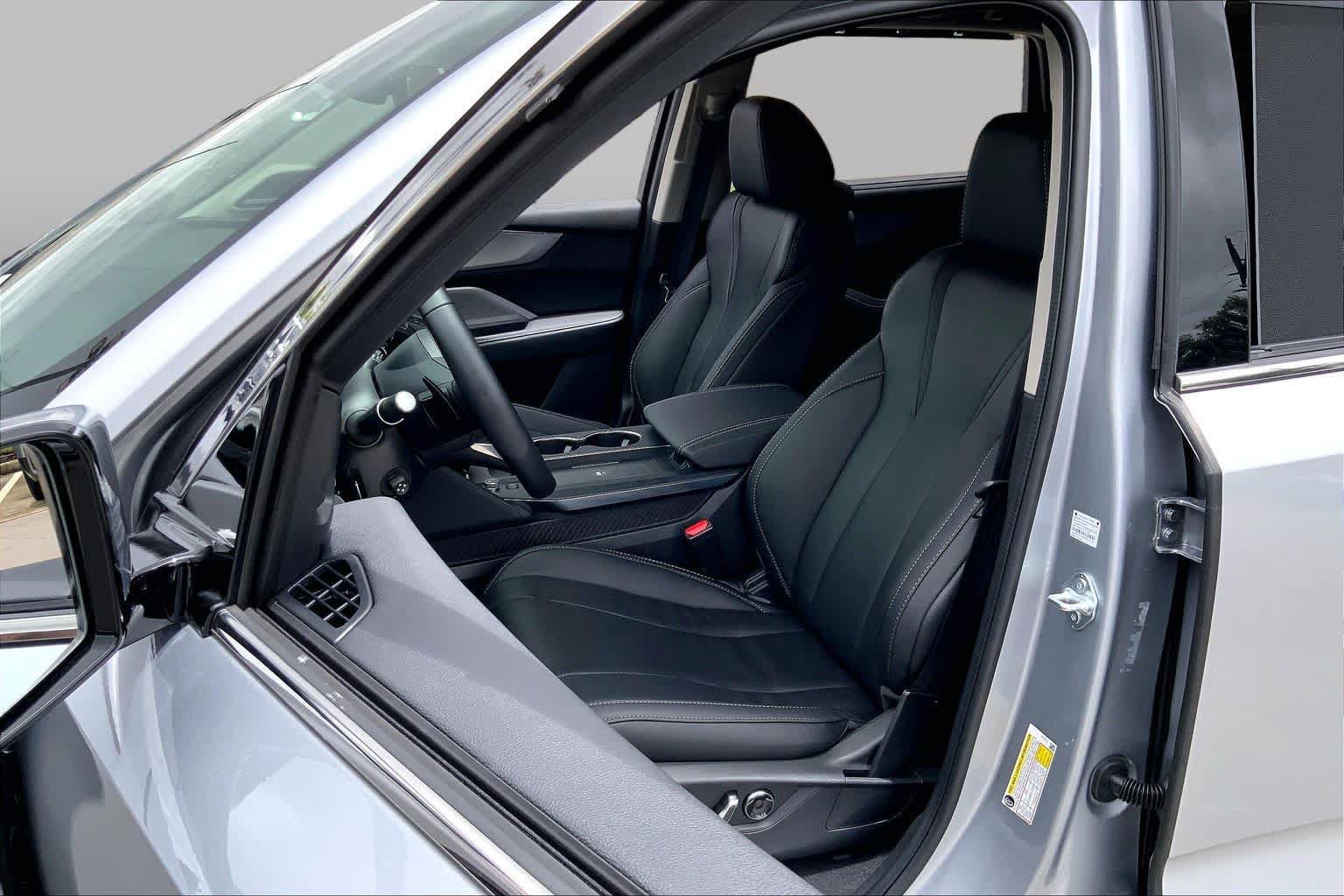 Used 2026 Acura MDX SH-AWD w/ Technology Package image 8