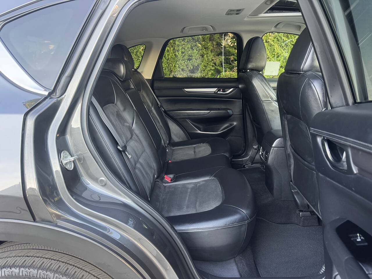 Used 2018 MAZDA CX-5 Touring w/ Preferred Equipment Package FWD image 13