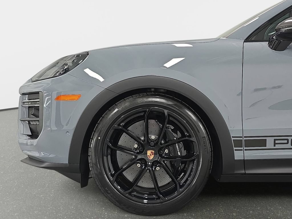 New 2026 Porsche Cayenne Turbo GT AWD/4WD image 10