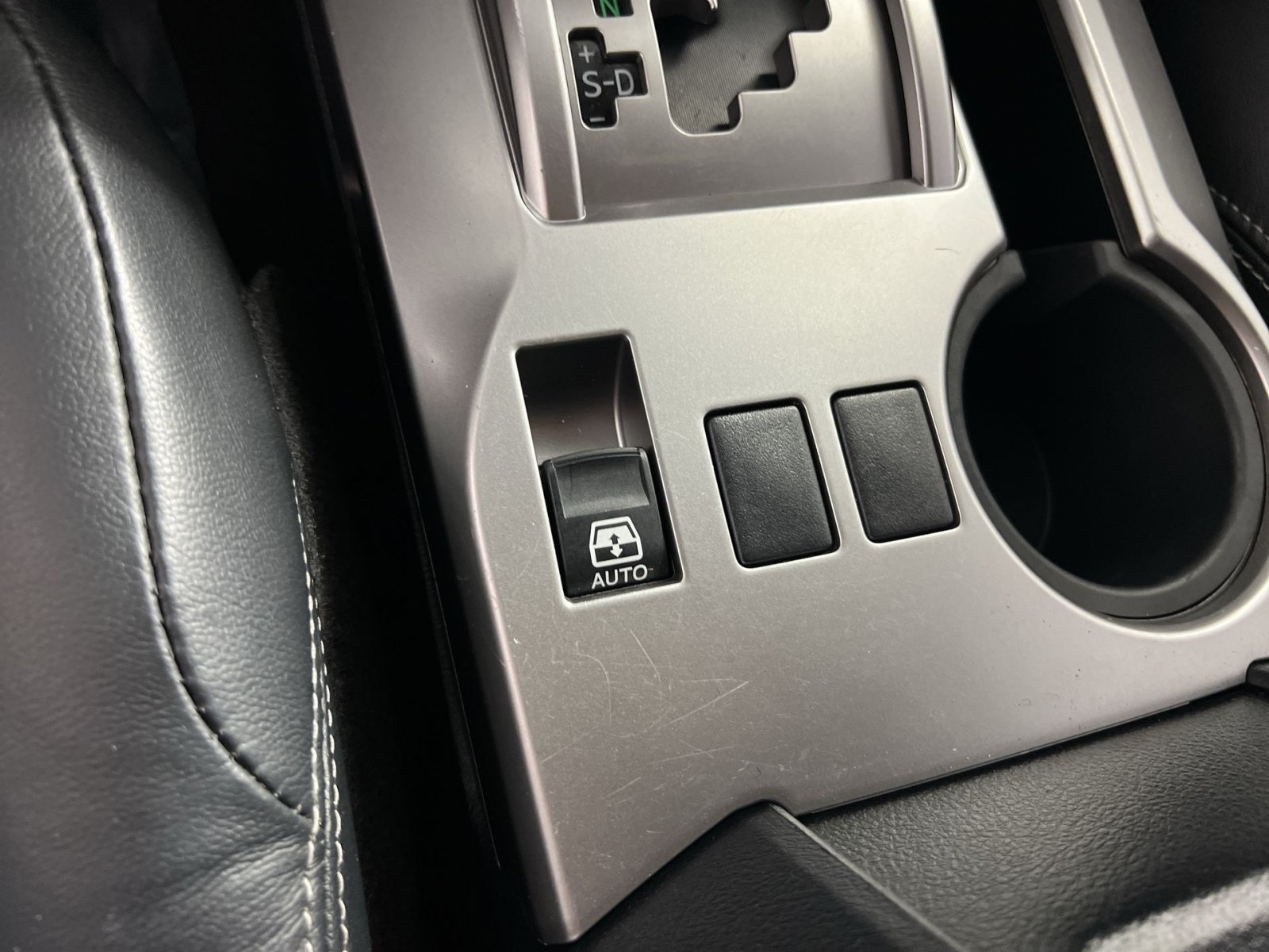 Used 2018 Toyota 4Runner Limited RWD image 32