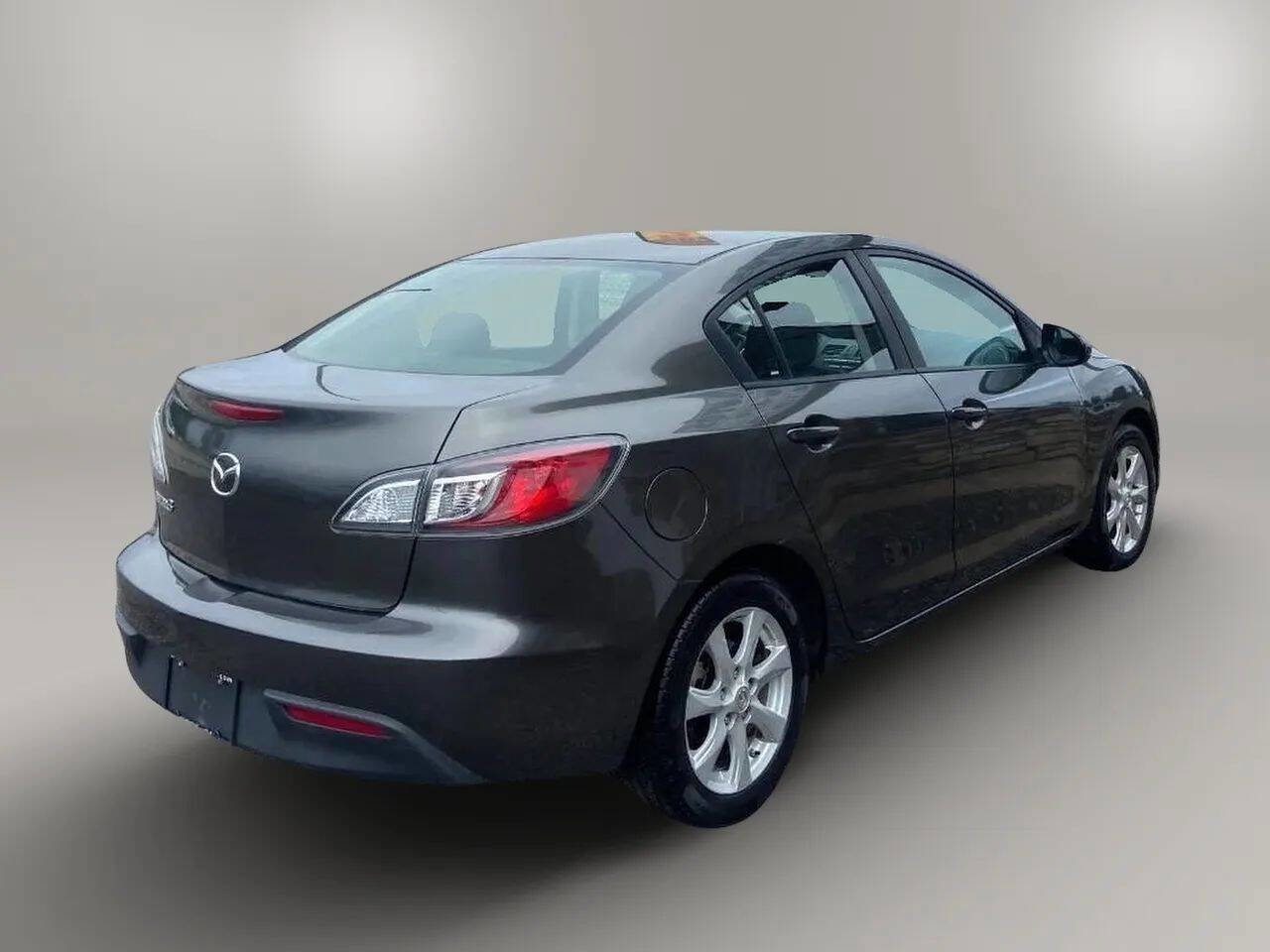 Used 2010 MAZDA MAZDA3 i Touring image 6