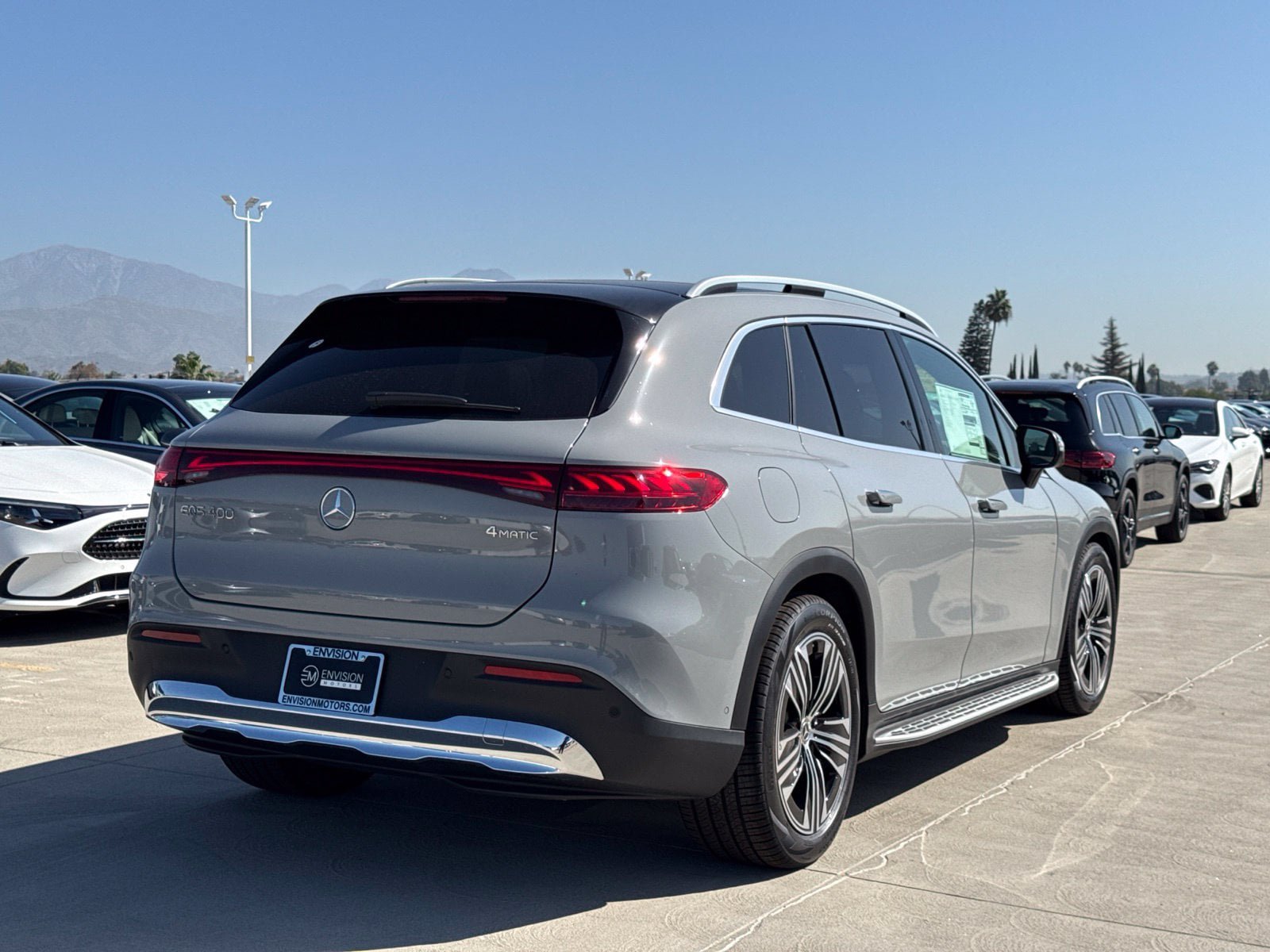New 2027 Mercedes-Benz EQS 400 4MATIC SUV image 10