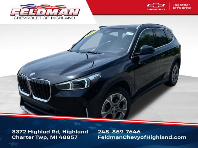 Used 2023 BMW X1 xDrive28i AWD/4WD image 1