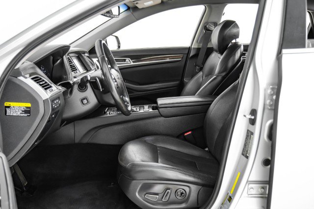 Used 2017 Genesis G80 3.8 image 28