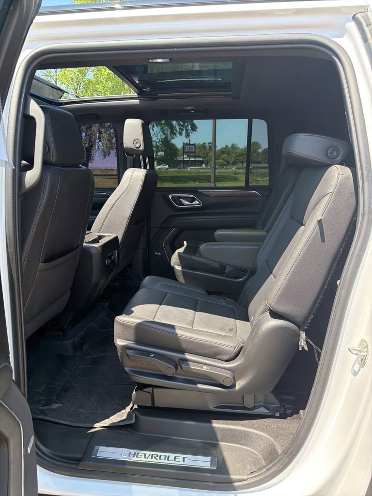Used 2023 Chevrolet Suburban Z71 AWD/4WD image 21