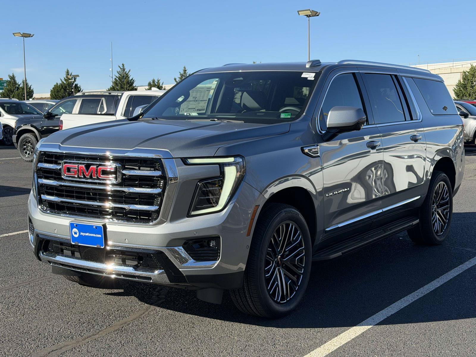 New 2026 GMC Yukon XL Elevation AWD/4WD image 4
