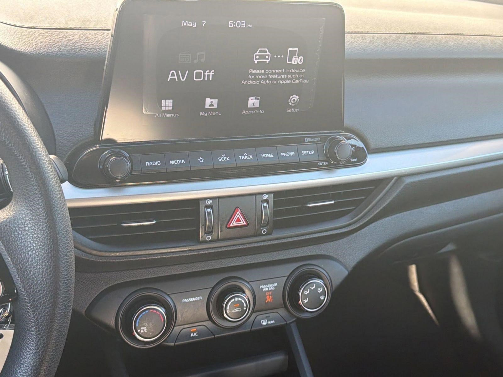 Used 2020 Kia Forte LXS FWD image 24