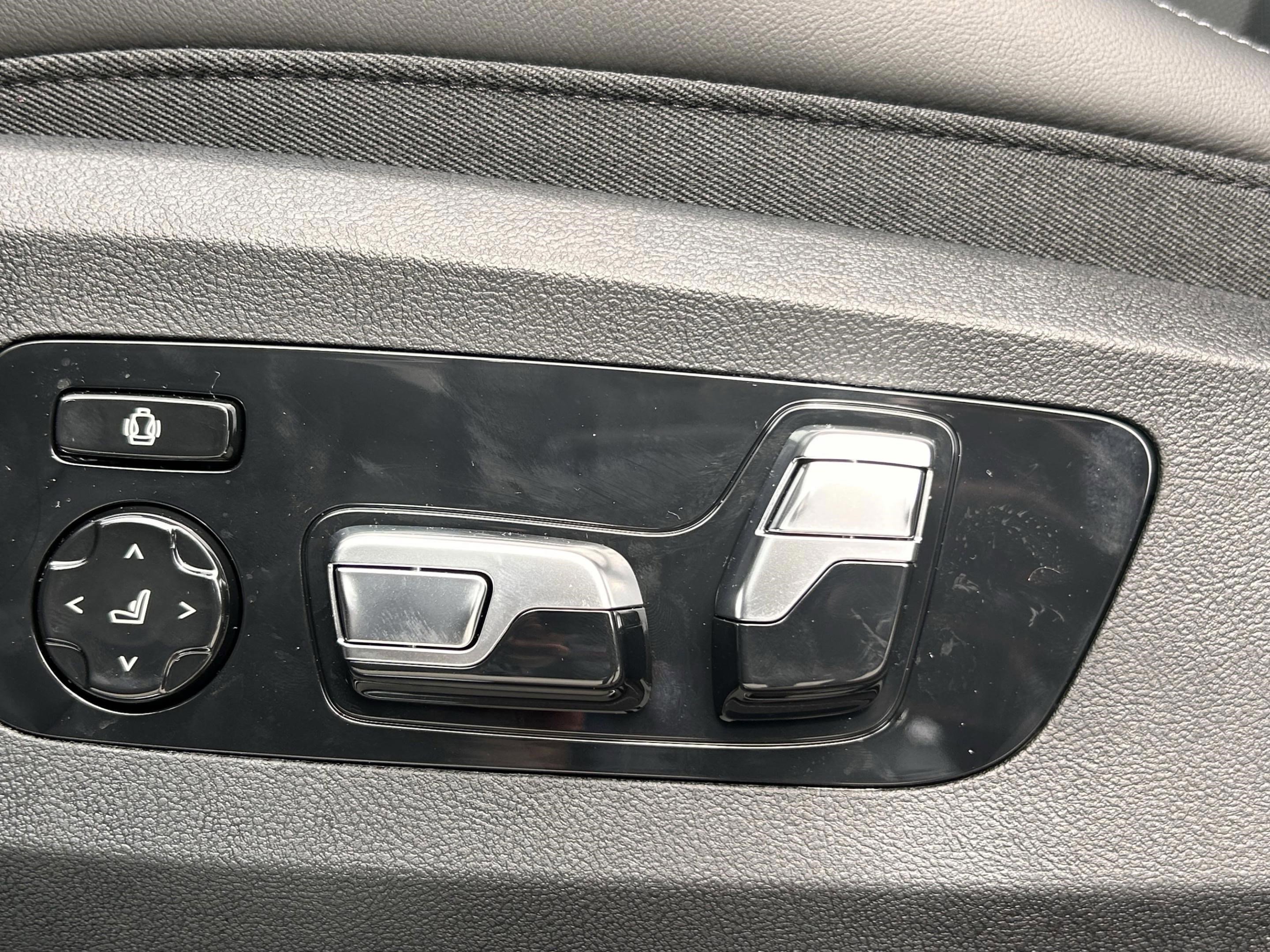 Used 2026 BMW XM Label Red image 29