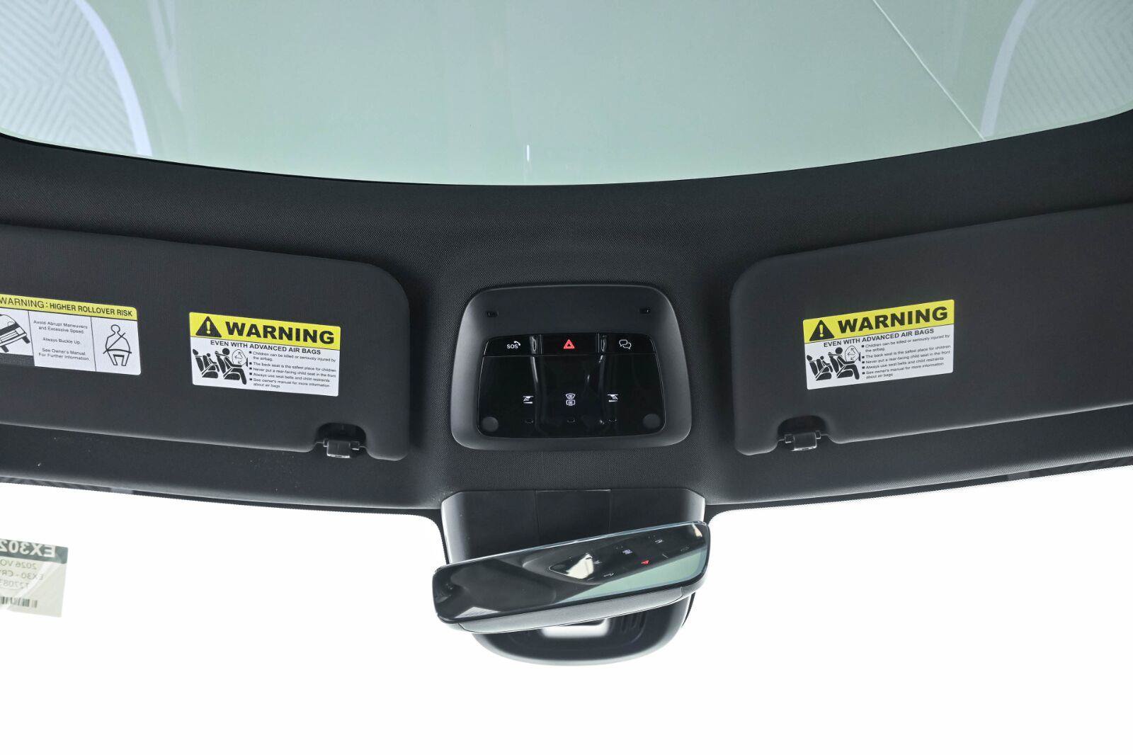 New 2026 Volvo EX30 Plus w/ Protection Package Premier AWD/4WD image 17