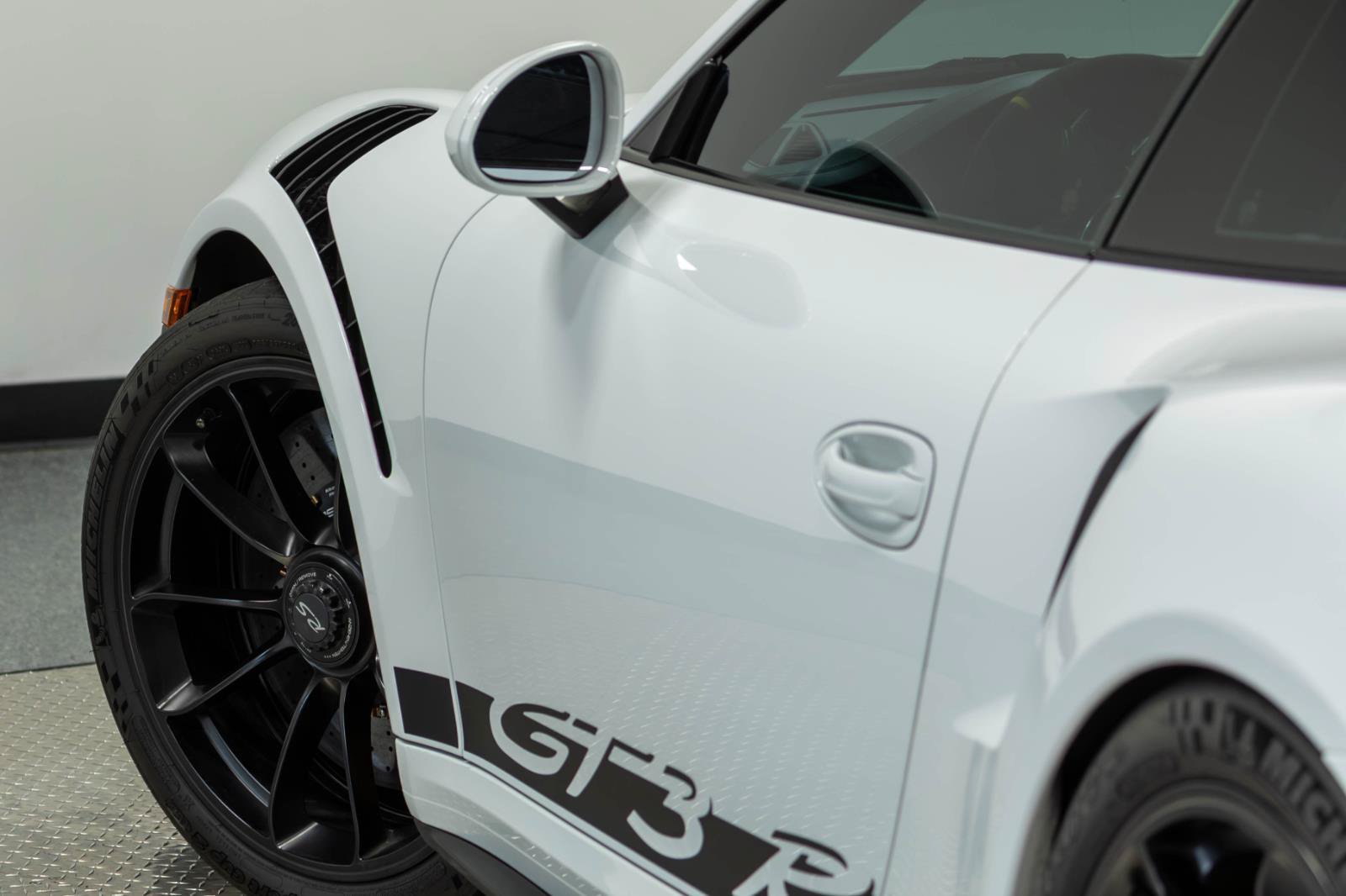 Used 2016 Porsche 911 GT3 RS RWD image 52