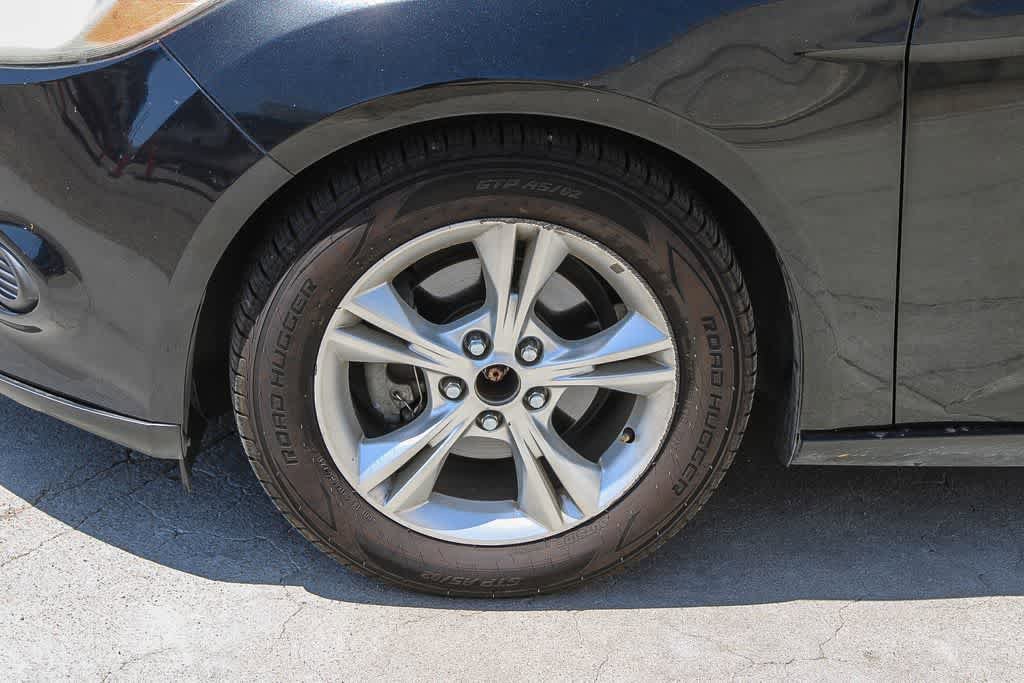 Used 2014 Ford Focus SE FWD image 5