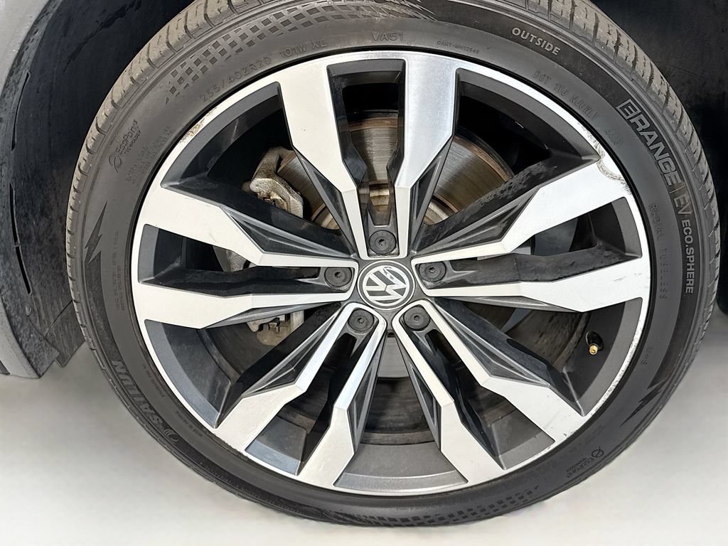 Used 2019 Volkswagen Tiguan SEL Premium R-Line w/ 3rd Row Seat Package AWD/4WD image 31