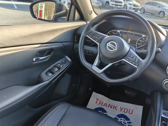 Used 2023 Nissan Sentra SR w/ SR Premium Package image 30